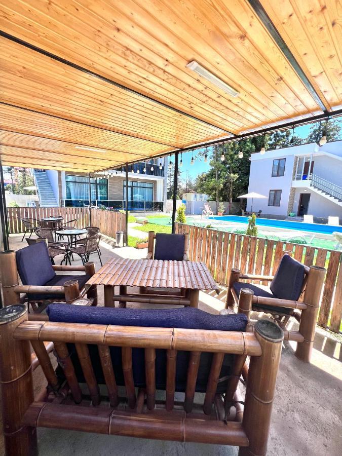 Apollo Plus Cottages Ureki Bagian luar foto
